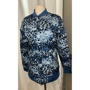 The North Face Bomber Jacket Women’s Small Quilted  Blue Camo Animal Print